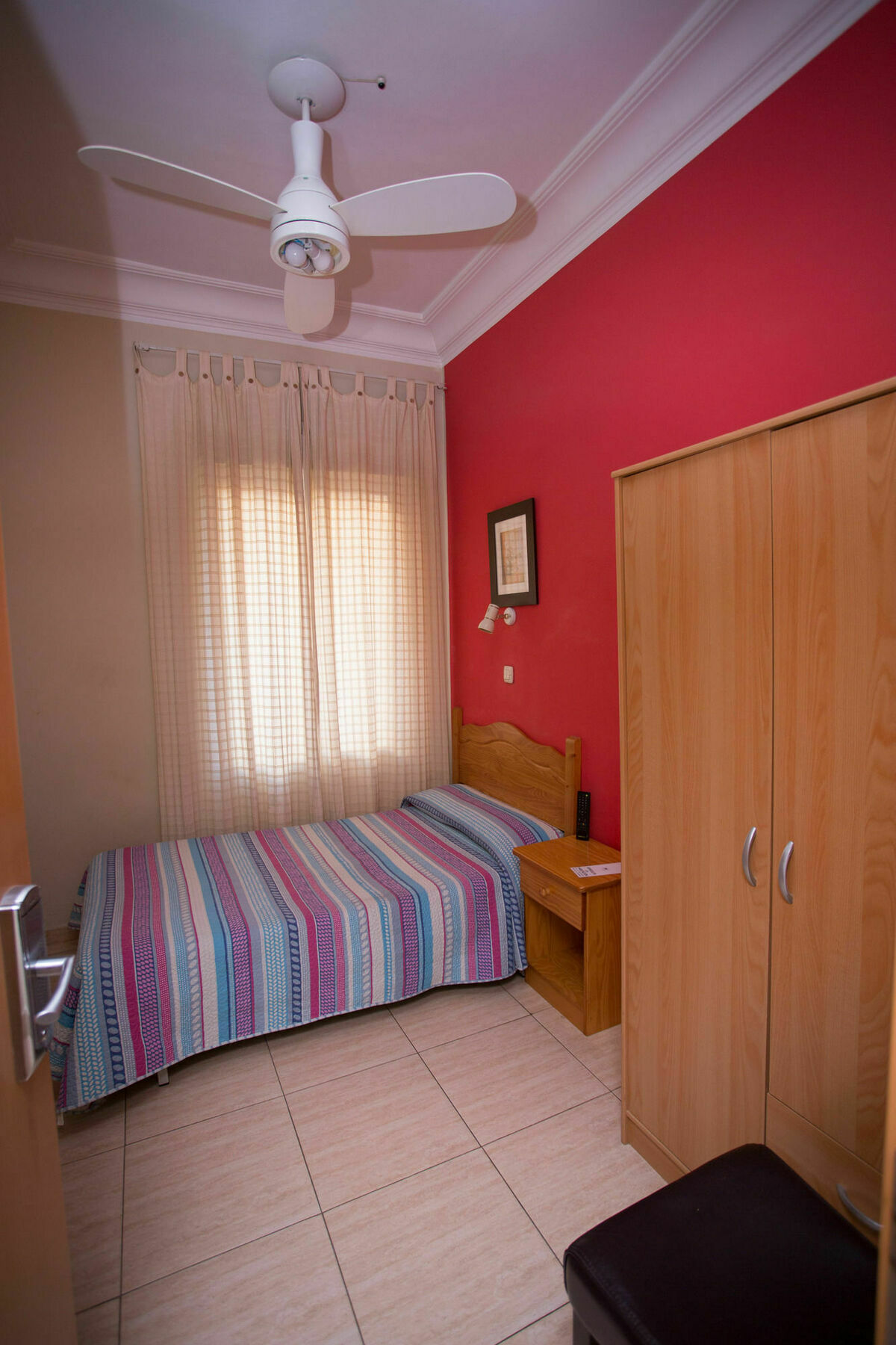 Hostal Navarra Zaragoza Exterior photo
